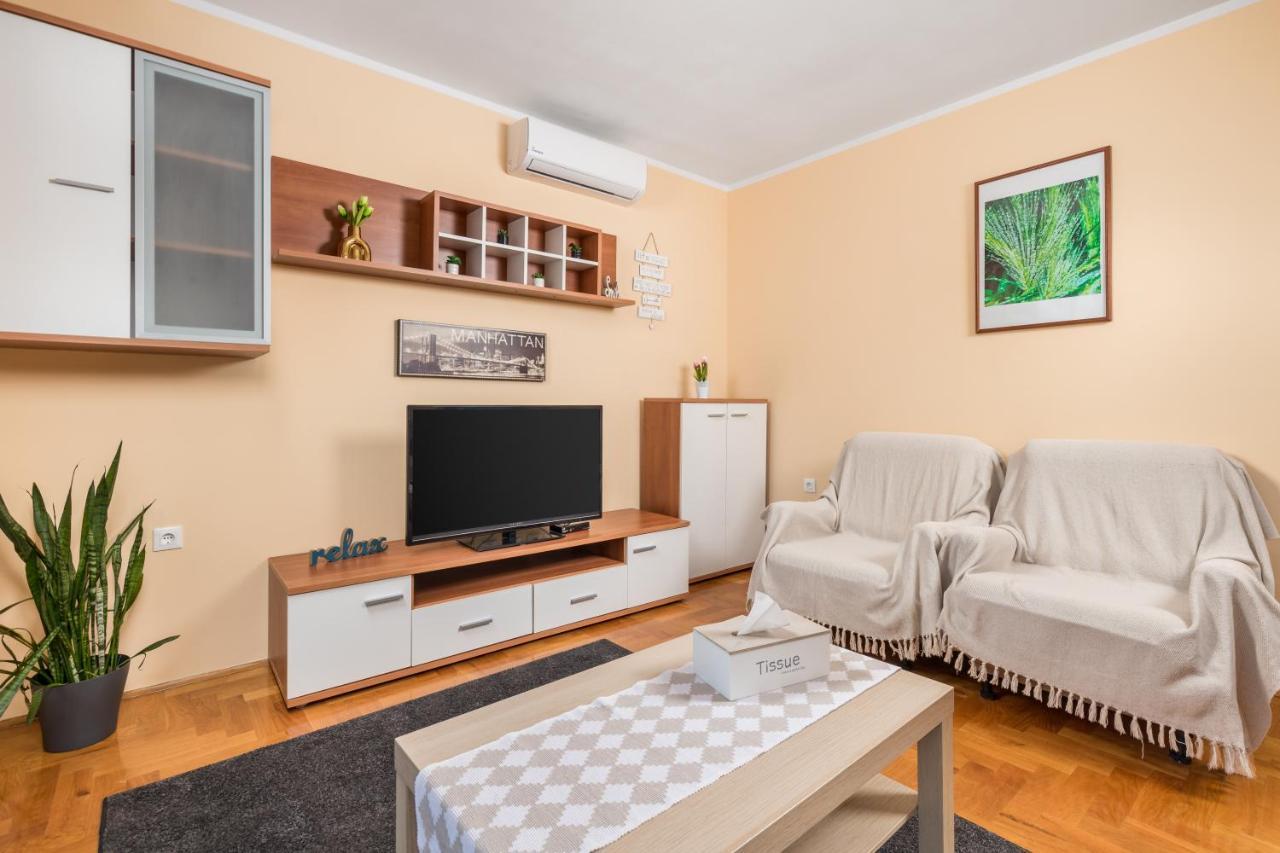 Apartman Iris 2 -Rijeka Apartment ภายนอก รูปภาพ